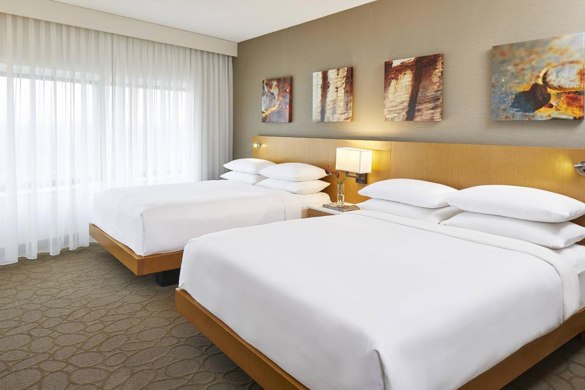 Renaissance Chicago Glenview Suites Hotel Exterior photo